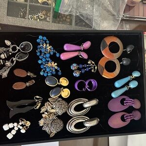 14 pair clip Earrings vintage wood